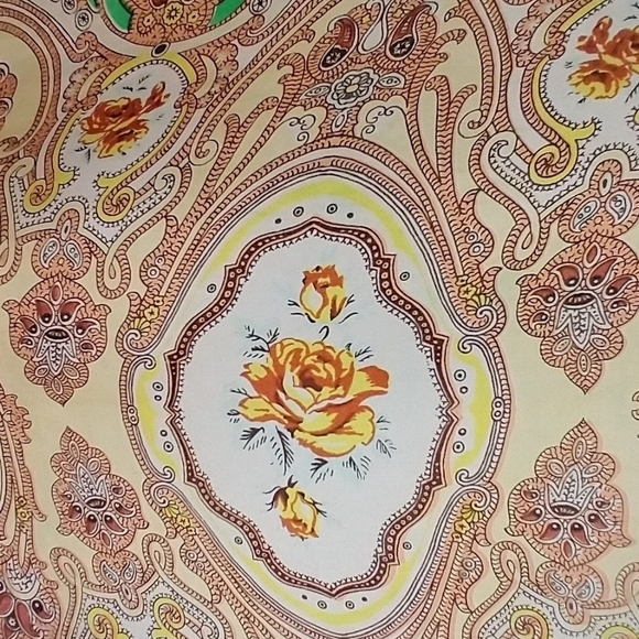 VINTAGE OBLONG SILK CHIFFON SCARF - Picture 3 of 3